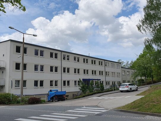 gesamtes Bürohaus mit Anbau auf beeindruckenden 1.500 m² !