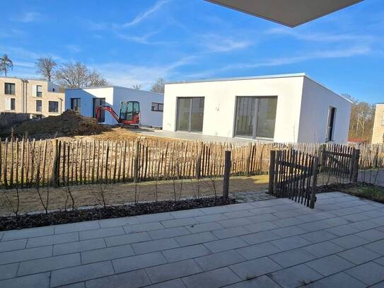Attraktive 4-Zi-Gartenwohnung m. großer Terrasse & Garten!