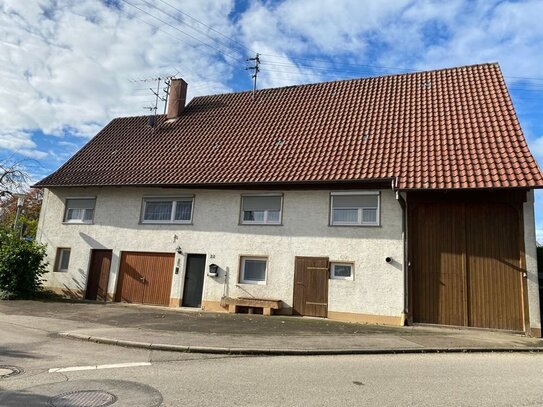 Einfamilienhaus mit Scheunenteil, großem Grundstück und jeder Menge Ausbaupotential