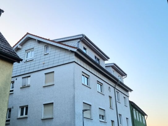 Ihr neues Zuhause in Kämpfelbach! Großzügige 4-Zimmer Wohnung mit Balkon