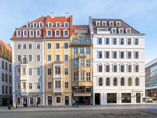 ERSTBEZUG - 3 Zimmer mit EBK, große Loggia, Parkett, Gäste-WC