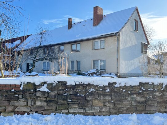 Großes Grundstück mitten im Dorf! Haus in Silstedt!