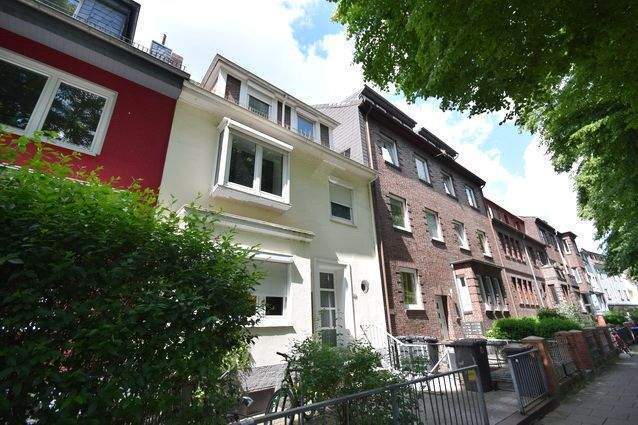 Im vordernen Walle ! Moderne 2,5-Zimmer-Wohnung über 2 Etagen mit Einbauküche