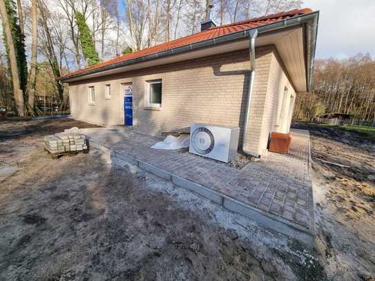 freistehendes Einfamilienhaus - verkehrsgünstig in wald- und seenreicher Landschaft