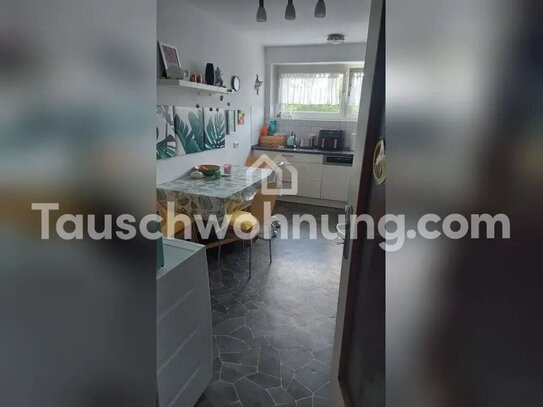 [TAUSCHWOHNUNG] Große 4-Zimmer-Wohnung mit Badewanne u. Balkon, separatem WC