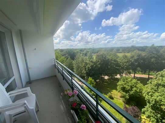 Helle 4 Zimmer in der grünen Gartenstadt-Vahr mit Panorama-Balkon, TOP-Zustand