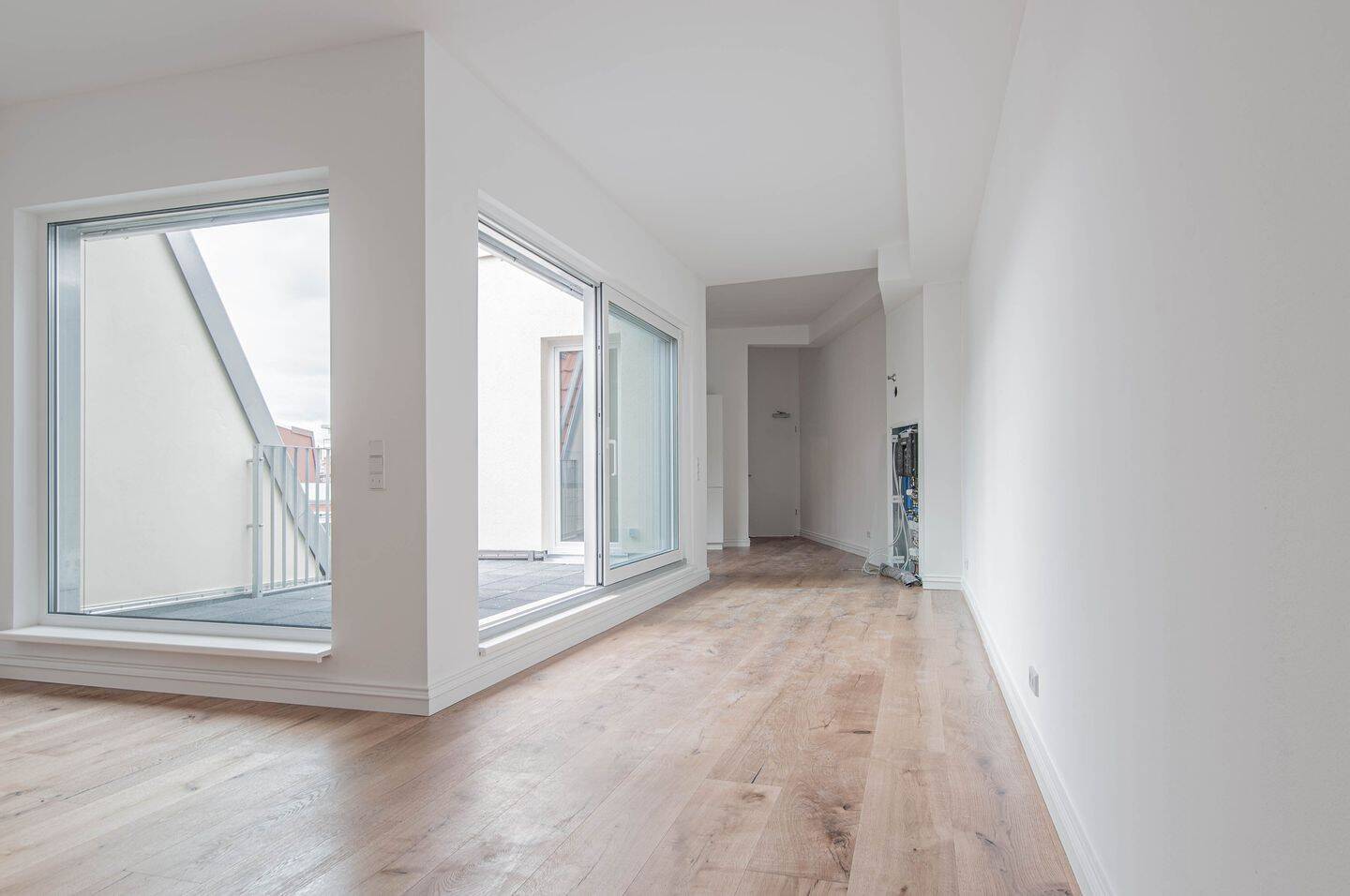 3-ZIMMER-Wohnung mit AUFZUG und TERRASSE im Prenzlauer Berg - Photo 1