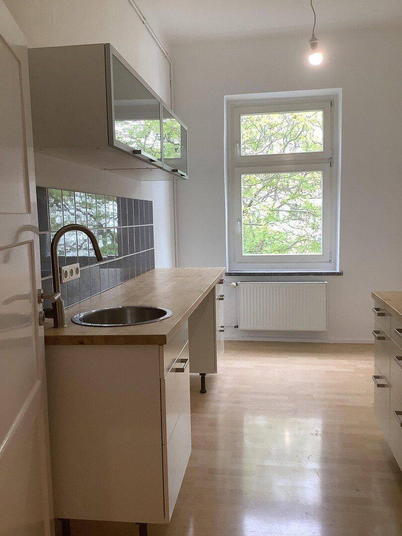 *Anfragen nur über Portal* Erstbezug nach Sanierung_3-Raum Wohnung beim Nöldner Platz - Photo 1