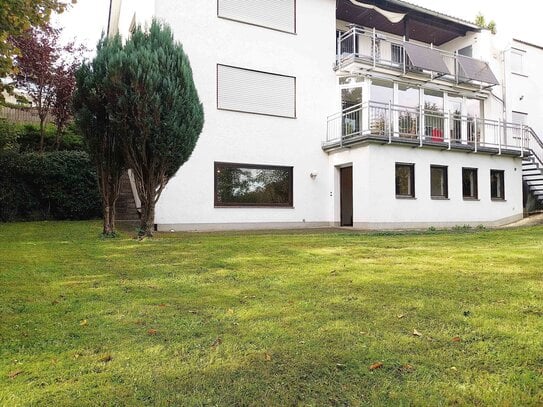 MANNELLA *75qm große Single-Wohnung* ruhige Ortsrandlage mit Süd-Terrasse & separatem Eingang