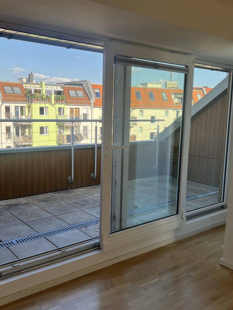 5-Zimmer-Wohnung mit schöner Dachterrasse Nähe Prenzlauer Berg - Photo 1