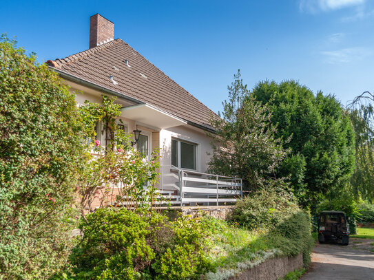 Frisch renoviertes Traumhaus mit Einliegerwohnung: Ihr neues Zuhause in Schweinheim