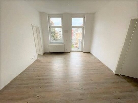 Gemütliche 2-Raum Wohnung mit Balkon zum Wohlfühlen.