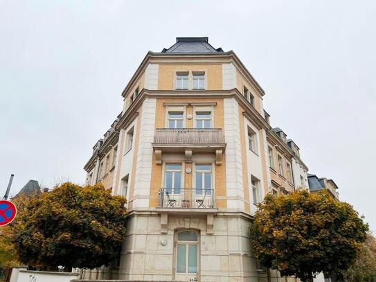 SCHICKE ERDGESCHOSS-WOHNUNG MIT BALKON