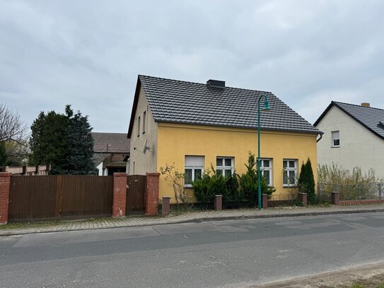 Bauernhof mit Einfamilienhaus, Remise und Nebengelass in sehr gesuchter Lage nahe Groß Kreuz