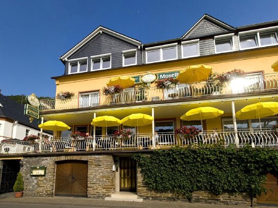 Hotel, Restaurant mit Moselblick in Burg an der Mosel