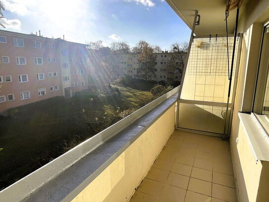 Bezugsfertige, helle 2 Zi Whg im ruhigen, grünen Umfeld mit Süd-Ost Balkon, ohne Provision