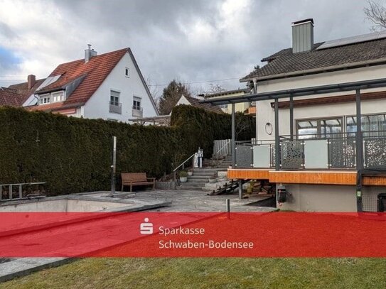 Ihr neues Zuhause in Aystetten: Doppelhaushälfte mit Swimming-Pool!