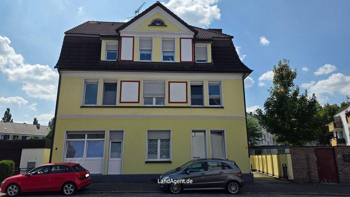 ***Dreifamilienhaus mit 2023 neu ausgebautem EG*** ca. 285m² Wohnfläche mit Garten und Stellplätzen in Dortmund-Oestrich