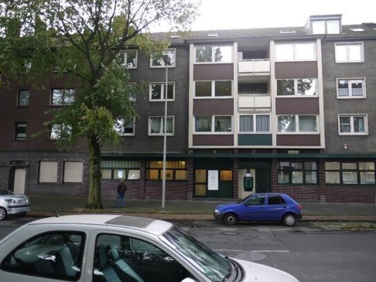 Schöne 3 Raumwohnung mit Balkon in DU-Meiderich