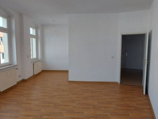 IHRE Single-Wohnung - viel Platz, Einbauküche, Fernblick, zentrumsnah