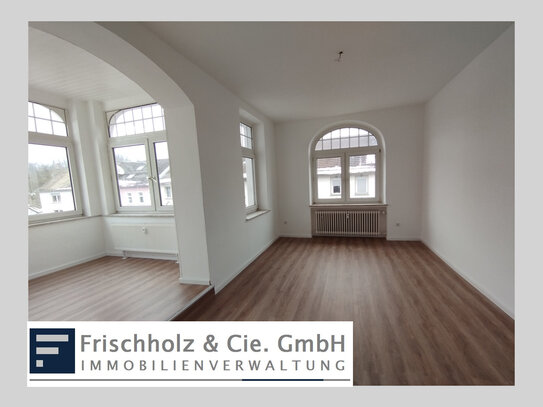 Große, renovierte 3-Zimmer-Altbauwohnung in Kierspe!