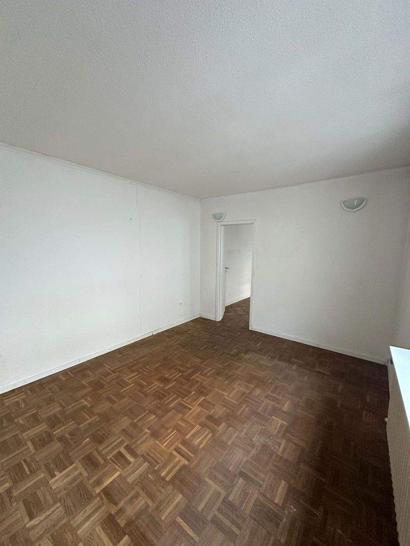 3 Zimmer-Wohnung in Düsseldorf Nähe Rheinturm/Medienhafen