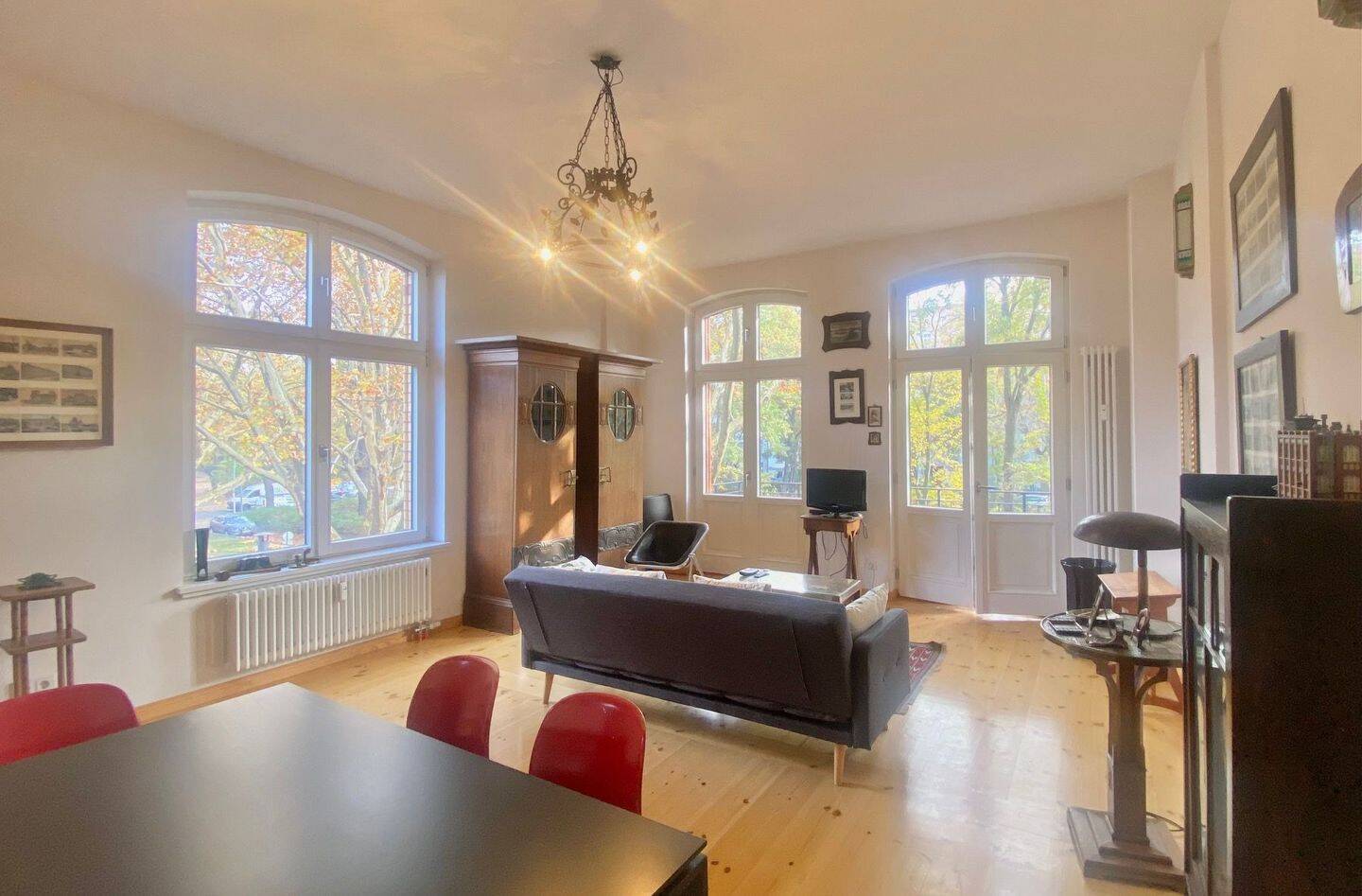 140 | Wunderschöne und geräumige Wohnung im Stil des 19. Jahrhunderts in Kreuzberg - Foto 1