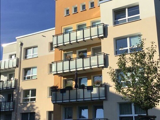 Schnuckelige 2-Zimmer-Wohnung mit großem Balkon!