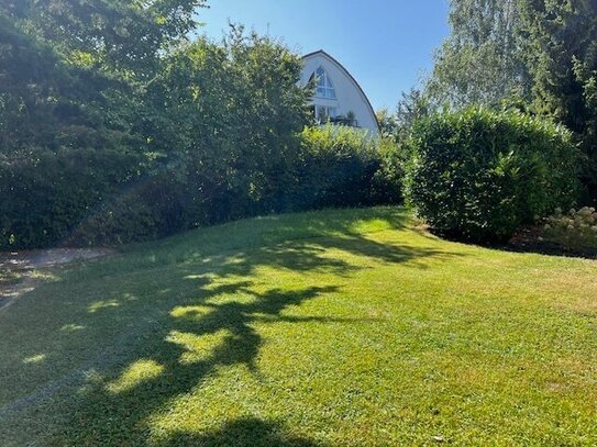 Luxus pur: Erdgeschosswohnung mit Garten, Kamin - Nähe Heinrich-Laehr-Park