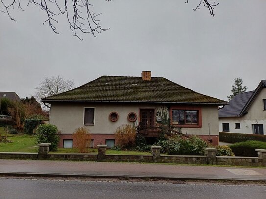 Haus am Schaalsee mit Seeblick zu verkaufen