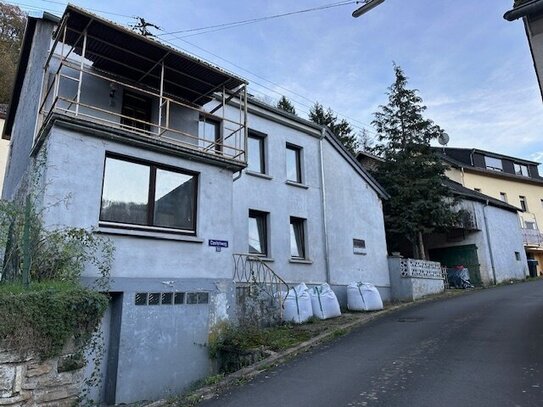 Haus zum renovieren direkt an der Grenze Luxemburg