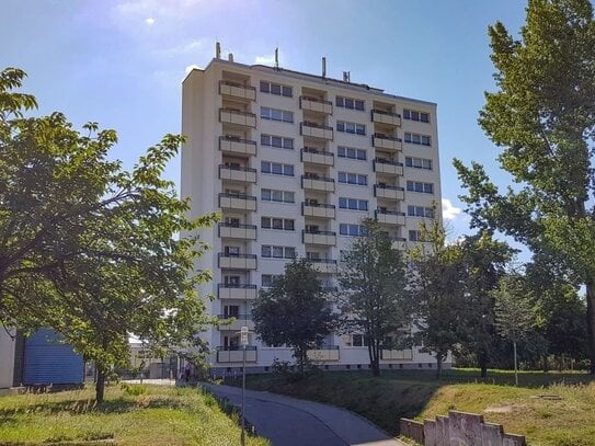 Sanierte 2-Raum-Wohnung mit traumhaftem Ausblick