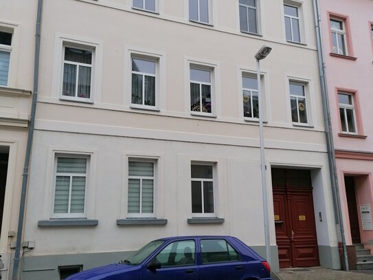 3 Zimmerwohnung, zentrumsnah mit Blick ins grüne