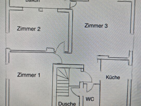 Lichtdurchflutete 3 Zimmer Wohnung mit Garten (ohne Küche)