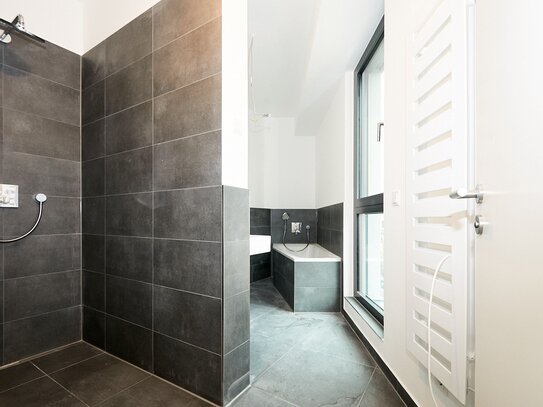 FACTORY SUITES: Neubau-Erstbezug | Extravagant, hohe Decken | It suits you.