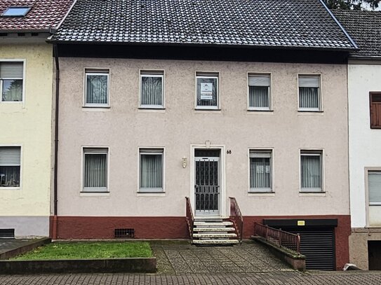 Gepflegtes Wohnhaus mit Garten, Garage in zentraler Lage von Dillingen-Diefflen