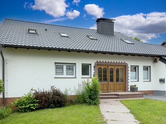 Perfekt modernisiert: Einfamilienhaus mit Einliegerwohnung auf 205 m²