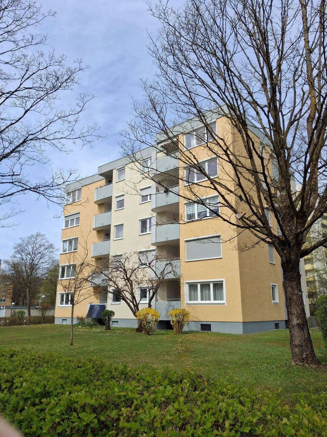                                                               M&ouml;blierte Wohnung nahe Kuhsee in Hochzoll S&uuml;d                                                       in Hochzoll (Augsburg)