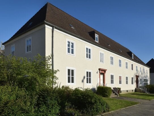 Klein aber mein! Schöne 1-Zimmer-Wohnung im Dachgeschoss // DG rechts