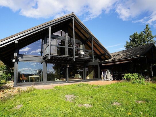 Hauptstadtmakler-Einzigartiges Traumhaus mit Pferdekoppel