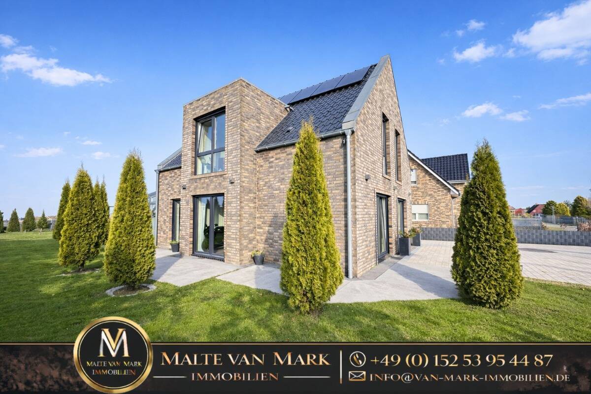 Real Estate Title Image Background