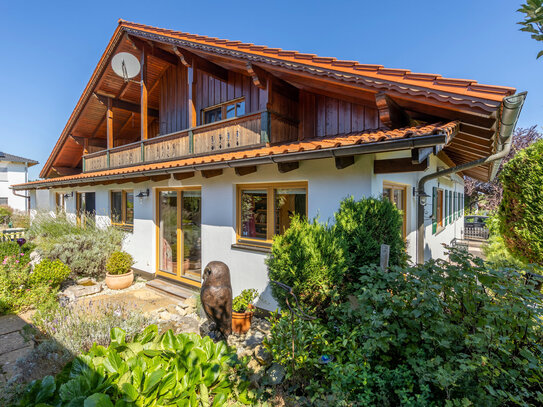 Traumhaftes Chiemgauer Alpenchalet mit großzügigem Wintergarten in ruhiger Wohnlage in Kößlarn