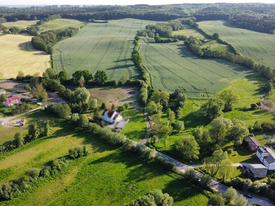 KAPITALANLAGE , Ehemaliger 3 Seitenhof mit 7 Wohneinheiten und 42ha Land