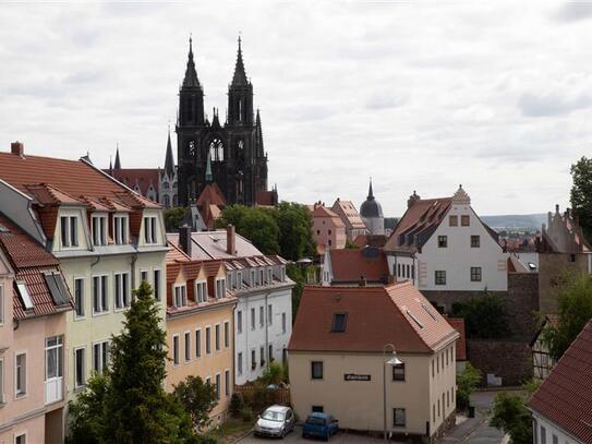 großzügige 2-Raum-Wohnung - Wohnen mit Blick zum Dom