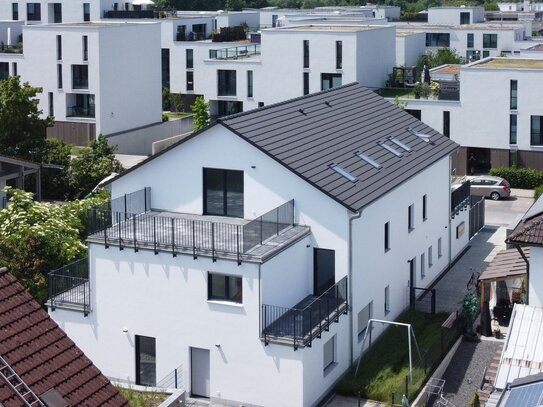 Neubau 2 ZKB mit großer Dachterrasse - Fernwärme - KFW 55EE