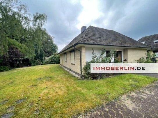 IMMOBERLIN.DE - Ansprechendes Einfamilienhaus mit Südterrassen & Garage in familiärer Lage im Hamburger Speckgürtel