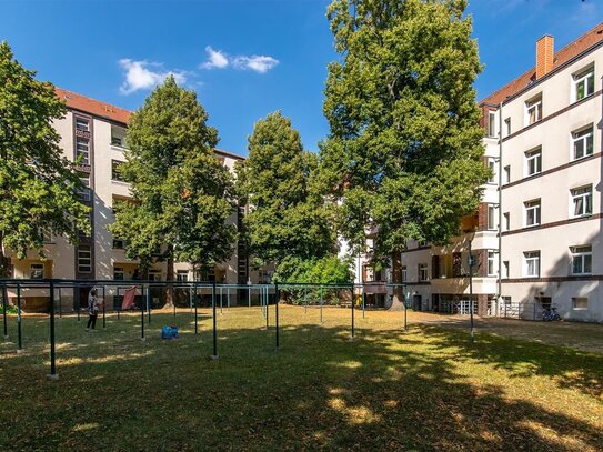 Nähe Stünzer Park---viel Wohngrün---sanierter Altbau mit schönen Höfen