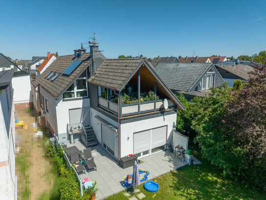 Zweifamilienhaus mit ELW und großem Garten