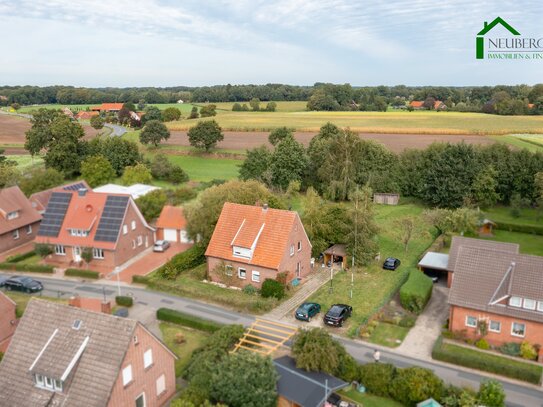 Für den Handwerker - Vermietetes Zweifamilienhaus auf großem Erbpachtgrundstück