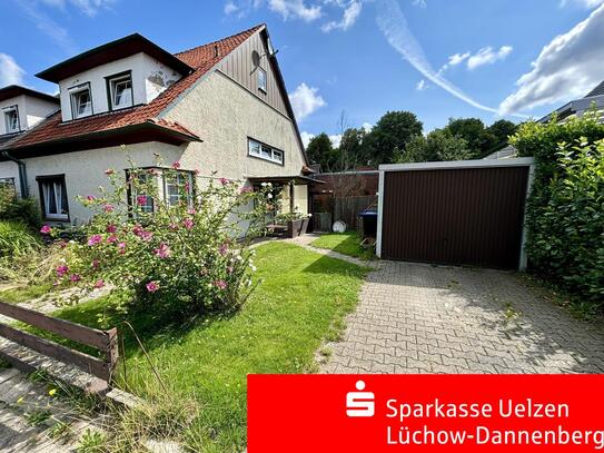 ***Gemütliche DHH mit Garten und Garage nahe des Stadtzentrums der Kurstadt Bad Bevensen***